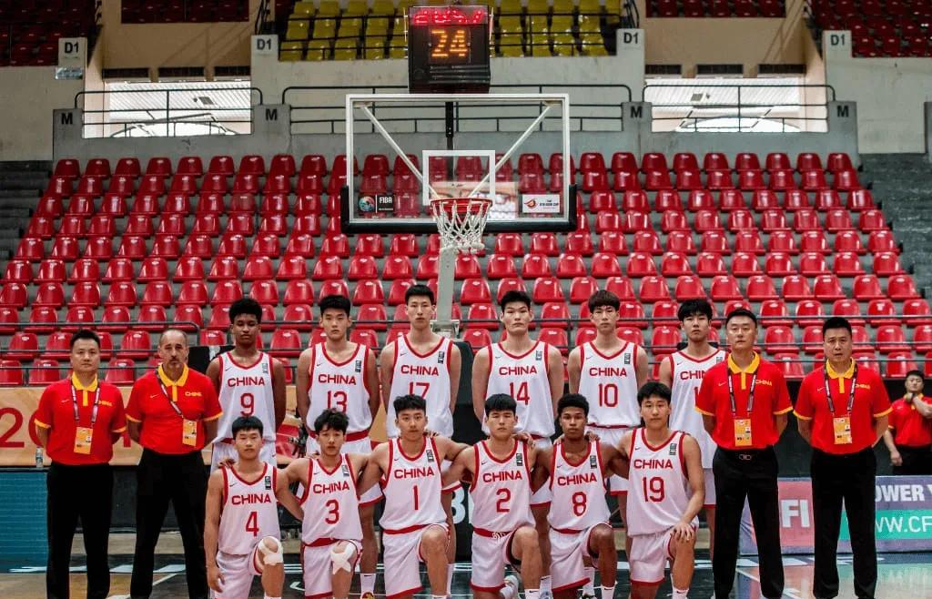 U19男篮世界杯:中国72:80不敌加拿大男篮，赛后给球队评分如下:1.朱正-