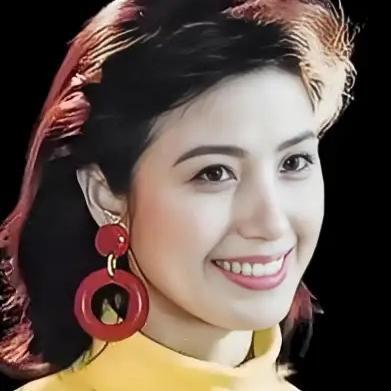 “她赌赢了！”51岁生龙凤胎，39岁离婚，只因前夫汪俊坚持丁克，她转身嫁给画家莫