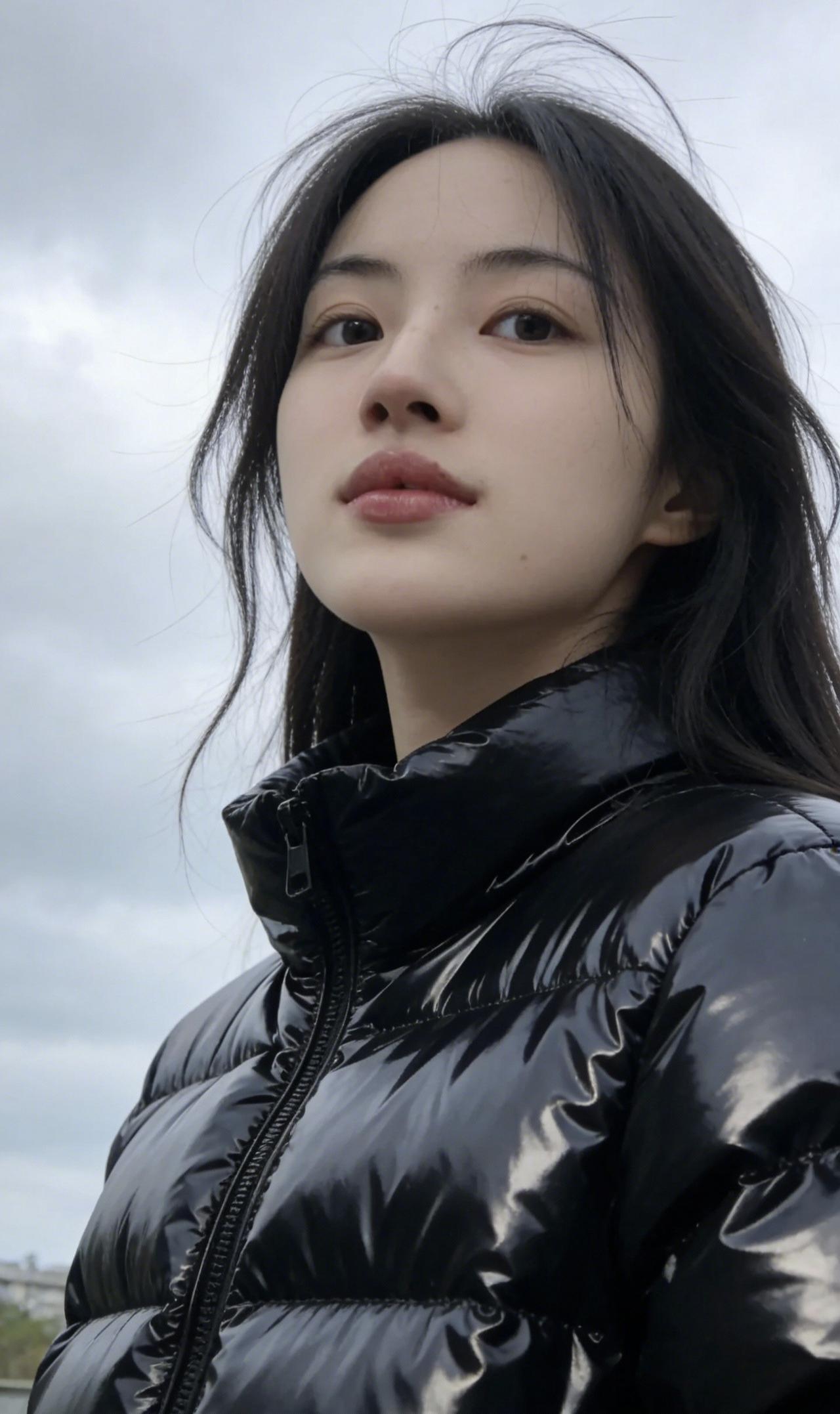 我长这么大，初吻都还在，是不是太失败？谁让我天生就是女汉子呢！