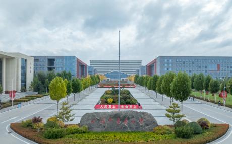 今天咱们聊山西医药学院。可能很多家长第一次听说这个名字，不着急，我一句一句跟你说