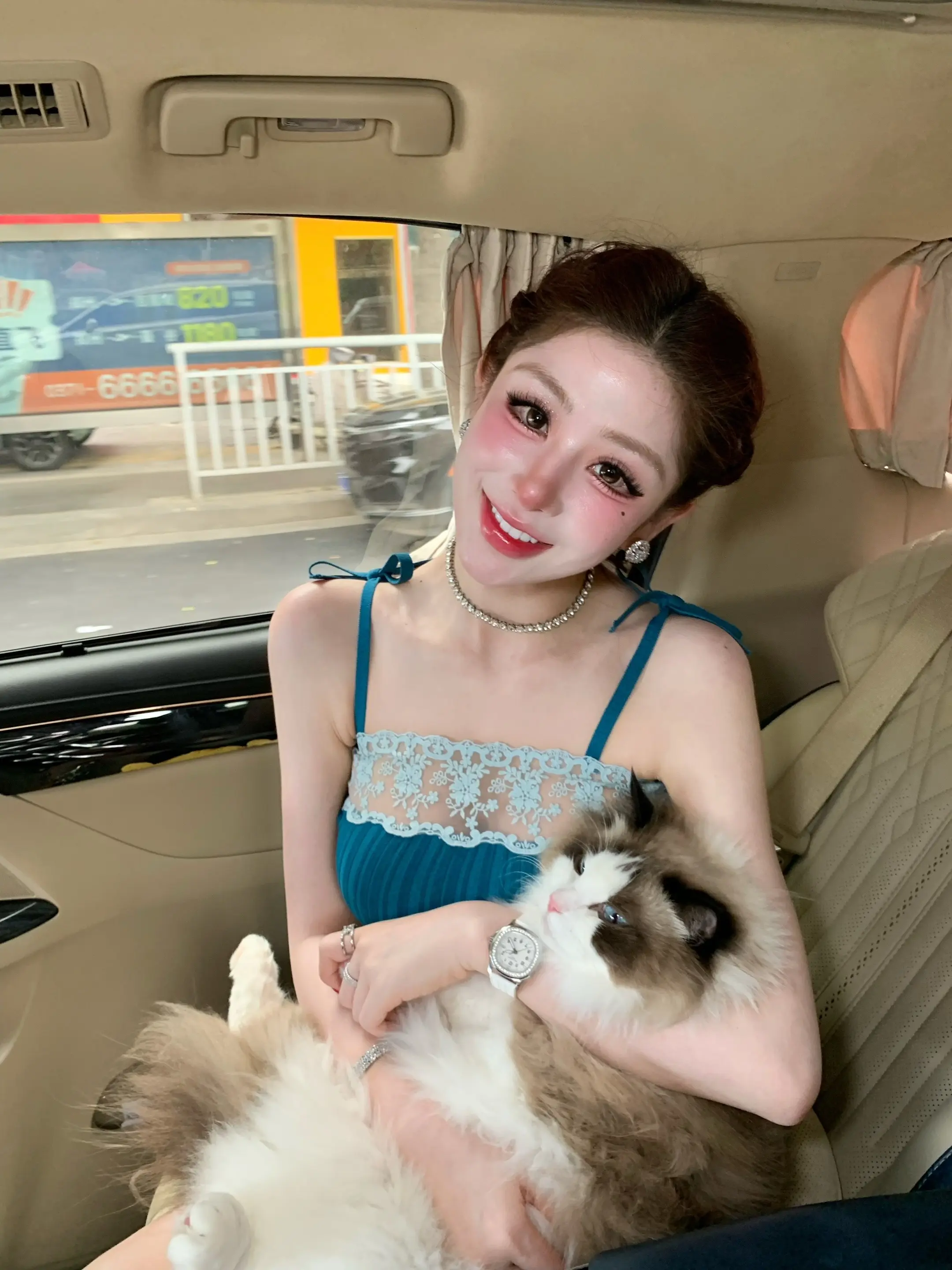 大家都很累 所以我感谢每一个愿意听我说话的人