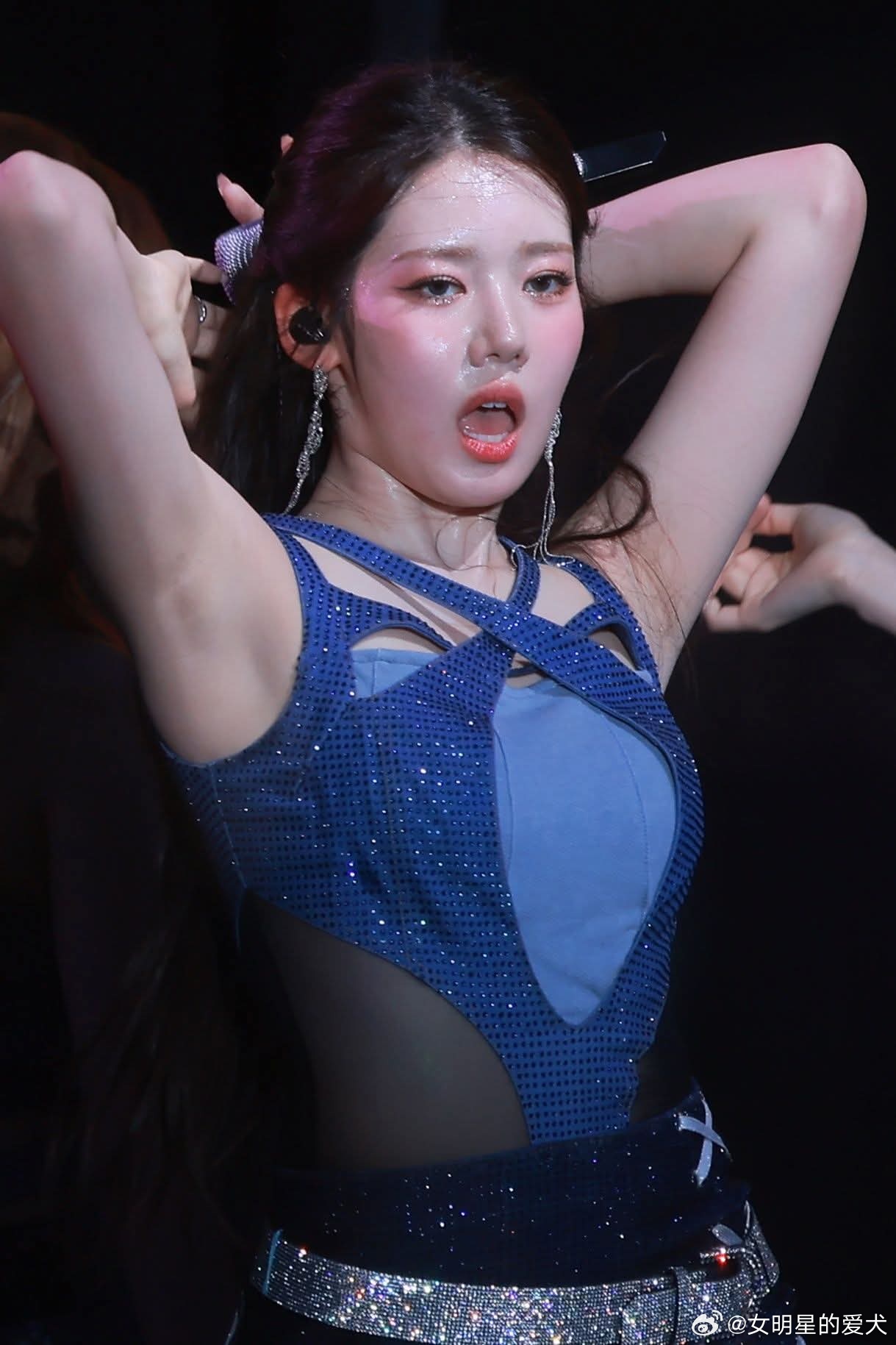 Rora李茶仁[爱心][爱心][爱心]油脸亲妈，腋下挑战​​​