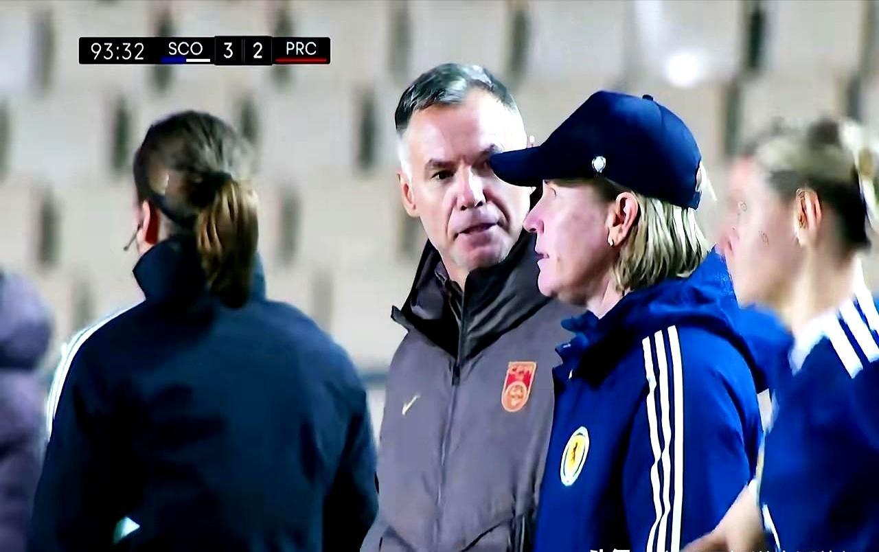 中国女足2：3苏格兰女足，热身赛两连败。输给英格兰队也就罢了，可连欧洲排