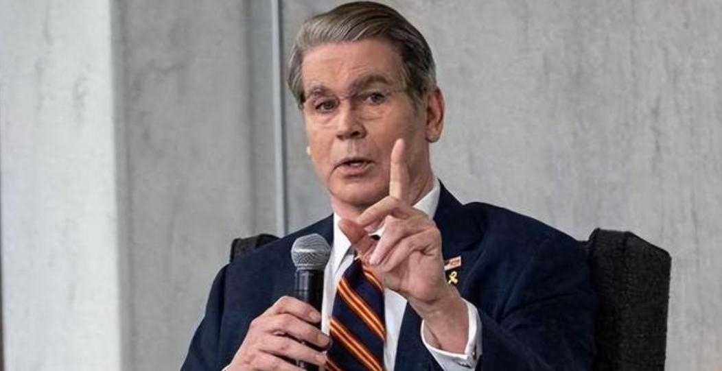 中美谈判杀疯了!何立峰副总理率团出征,直面美方两大巨头!美方一开始还摆强