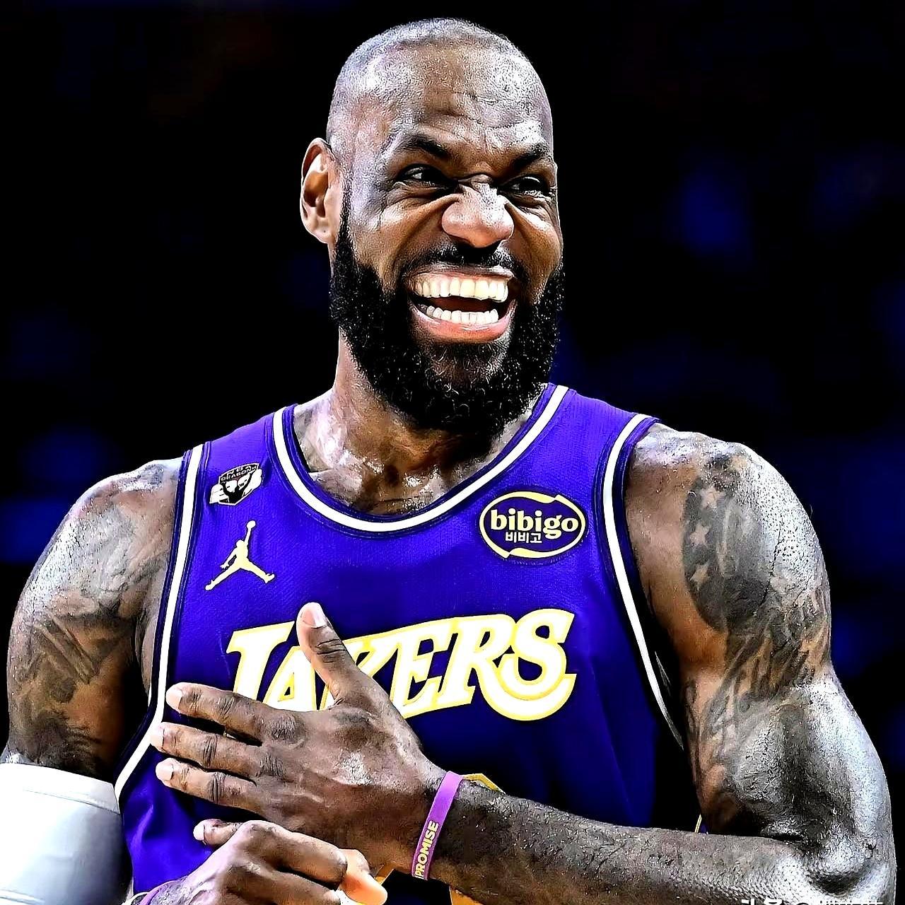 岁月面前人人平等，是竞技体育最大的谎言。詹姆斯41岁后的28场比赛里，有2