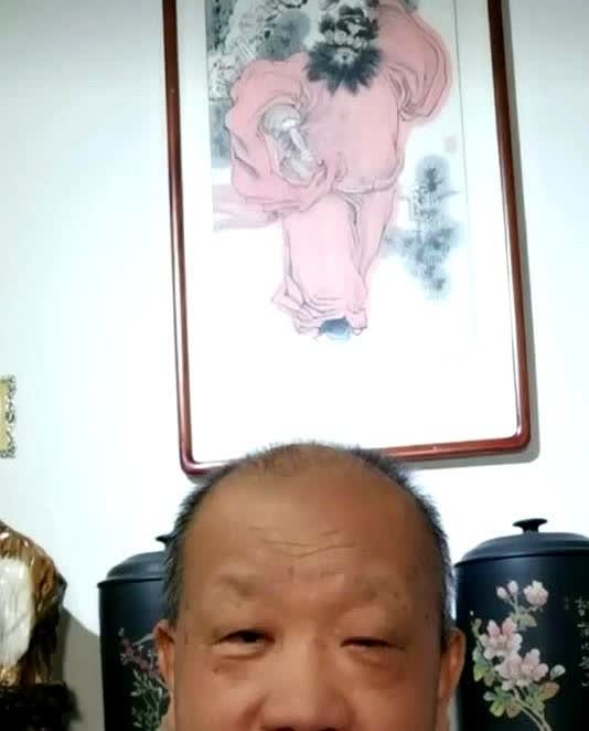 杨志刚之子杨金山透露，侯耀文当年收郭德纲为徒时从未联系过杨志刚。杨金山说