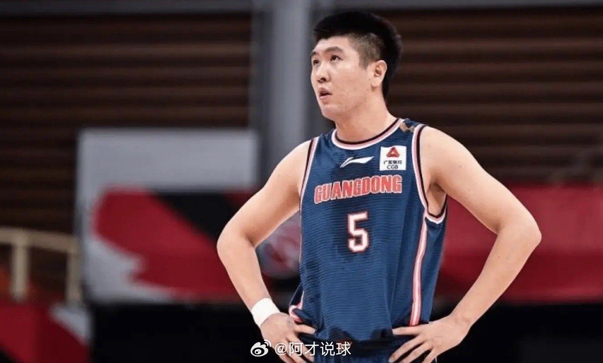 新疆男篮主教练刘炜透露，前广东男篮投手，上赛季效力于四川男篮王薪凯新赛季将有望加