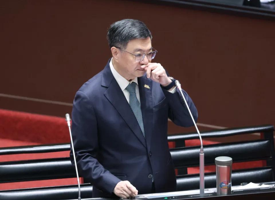 今天，民众党喊：卓荣泰下台！民众党今日举行记者会，民众党“立委”邱慧洳表示，如果