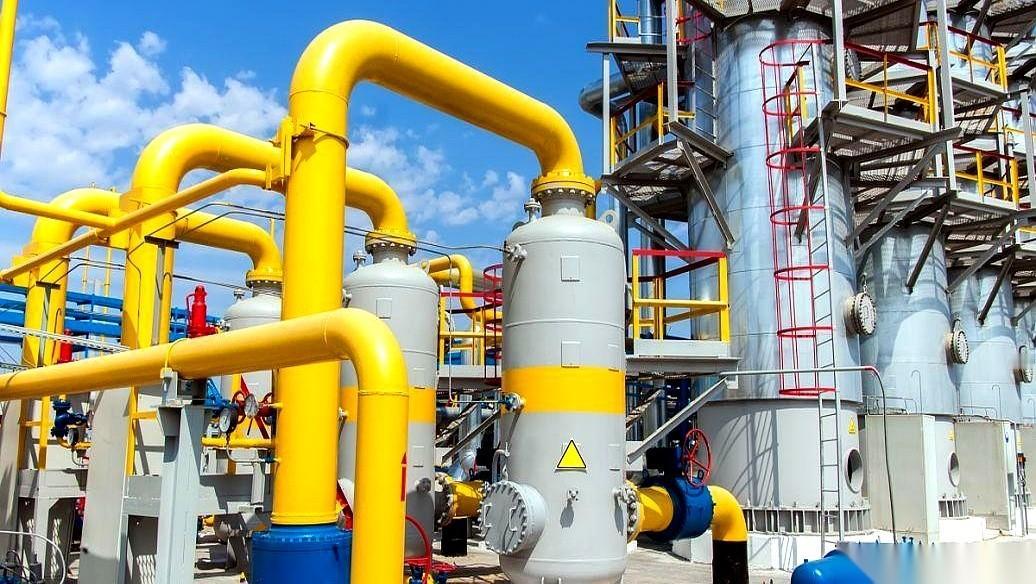 说说日韩排队找咱们买高价天然气这事儿。前脚还在各种场合“踩”我们，后脚就派人上