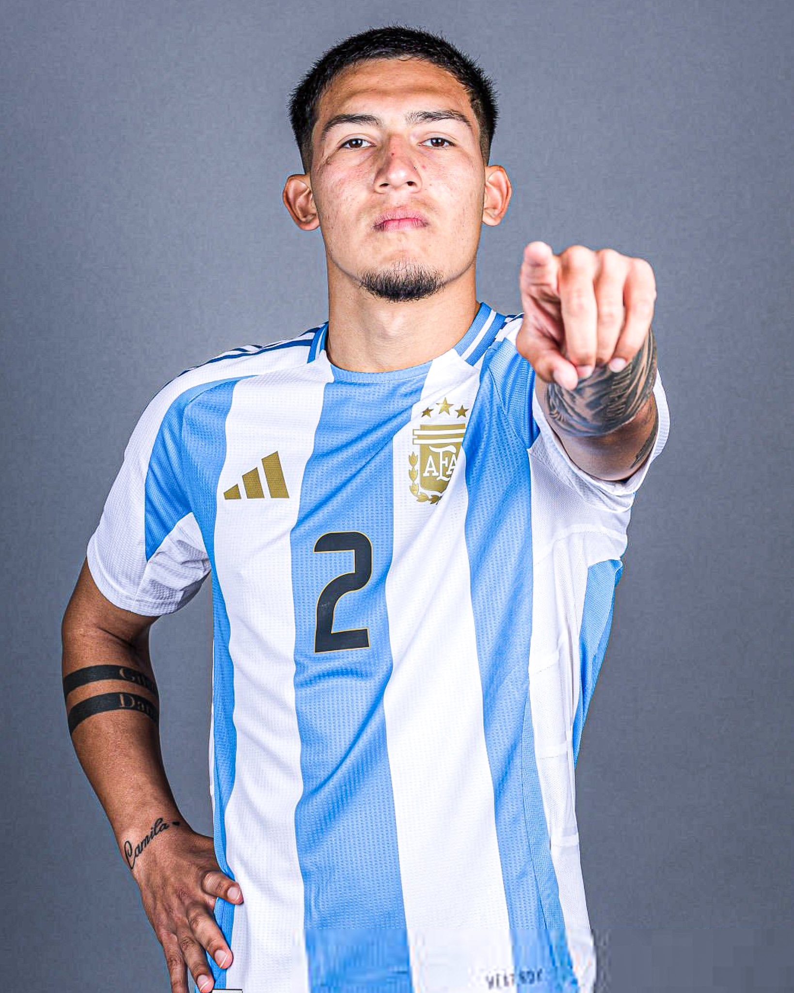 🇦🇷🐞阿根廷青年人中卫托比亚斯·拉米雷斯在阿根廷u201比0阵哥伦比亚