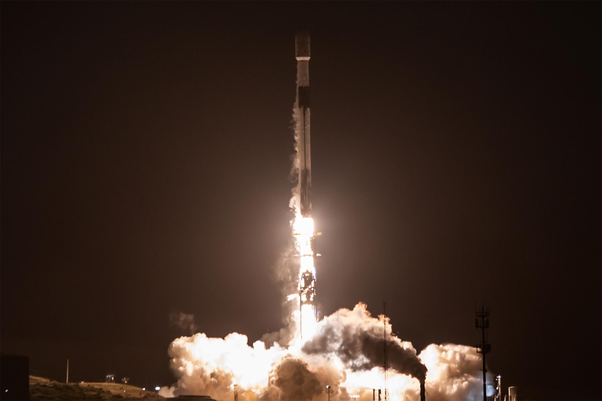 今天11:23，SpaceX在范登堡太空军基地SLC-4E，使用Falcon9