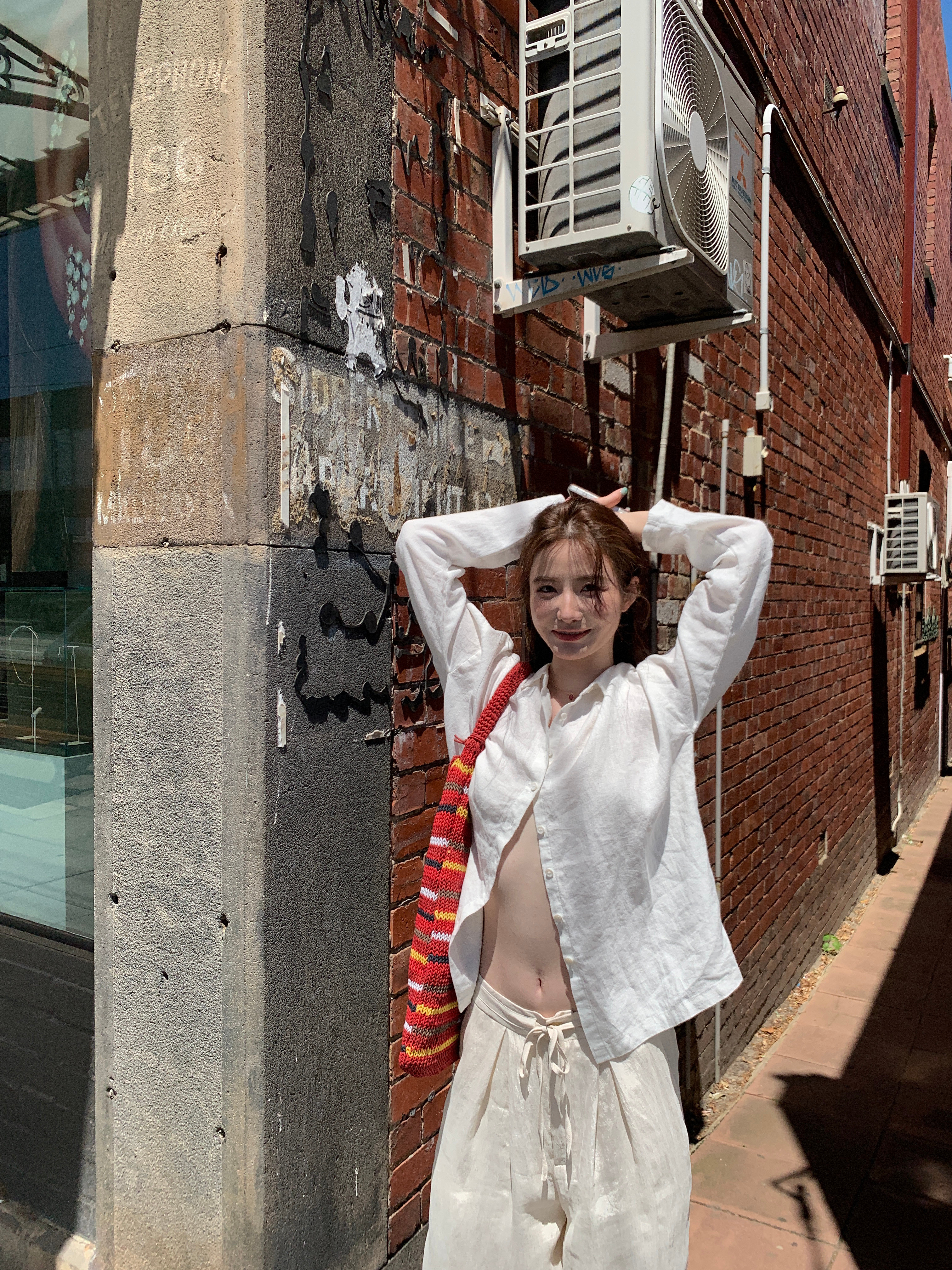 动图的加持我自己留了另一个颜色不过这个颜色好像更加夏天裤子是一个暗黑设计师的牌