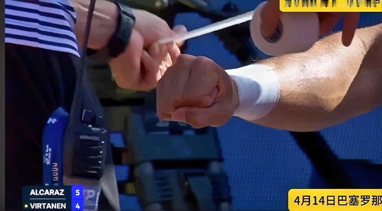 屏住呼吸的一幕！！发生在4月14日巴塞罗那500赛男单首轮，刚结束蒙特卡洛决赛