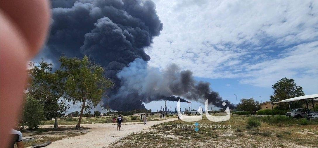 又开打了！不是美军，不是以色列，波斯湾战火重启，阿联酋空军突发轰炸伊朗！当地时间