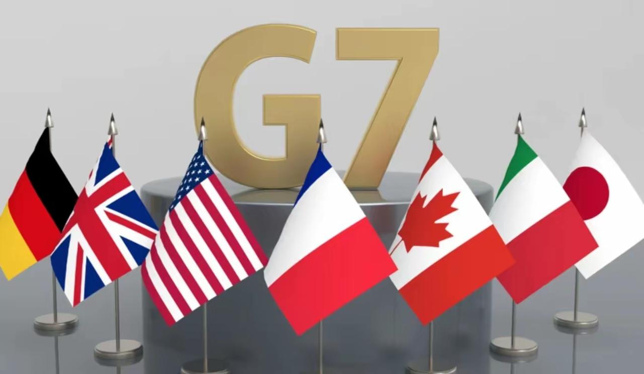 特朗普不当老二，全面反华打响？34国被请进华盛顿，要废中国王牌这话听着就跟