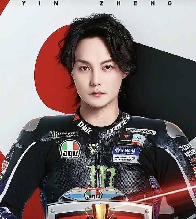 演员“袁华”发声要买张雪820，张雪回应送他一辆，袁华说，不用，我自己买。20