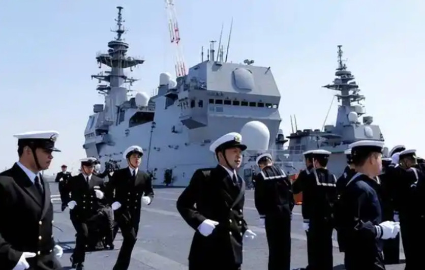 日本自卫队内部很生气，认为歼15雷达照射F-15，与高市早苗挑衅言论有关！据《朝