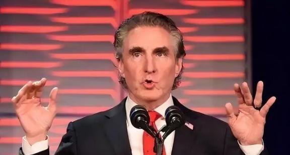 特朗普这回是真的赢麻了，委内瑞拉的黄金正源源不断运往美国。可谁能想到，这满载财富