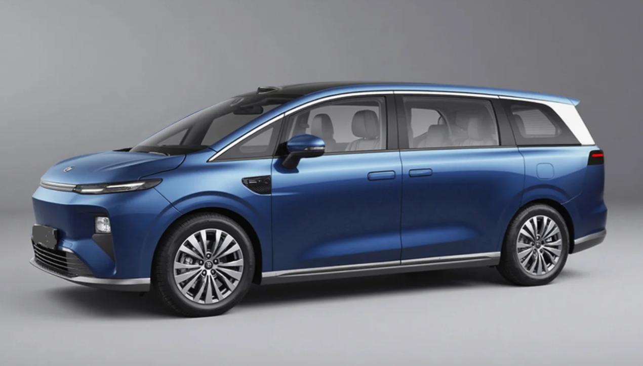 D99实车跟渲染图差别挺大刚刚刷到零跑十周年发布会，发现零跑现在新车的套路似乎