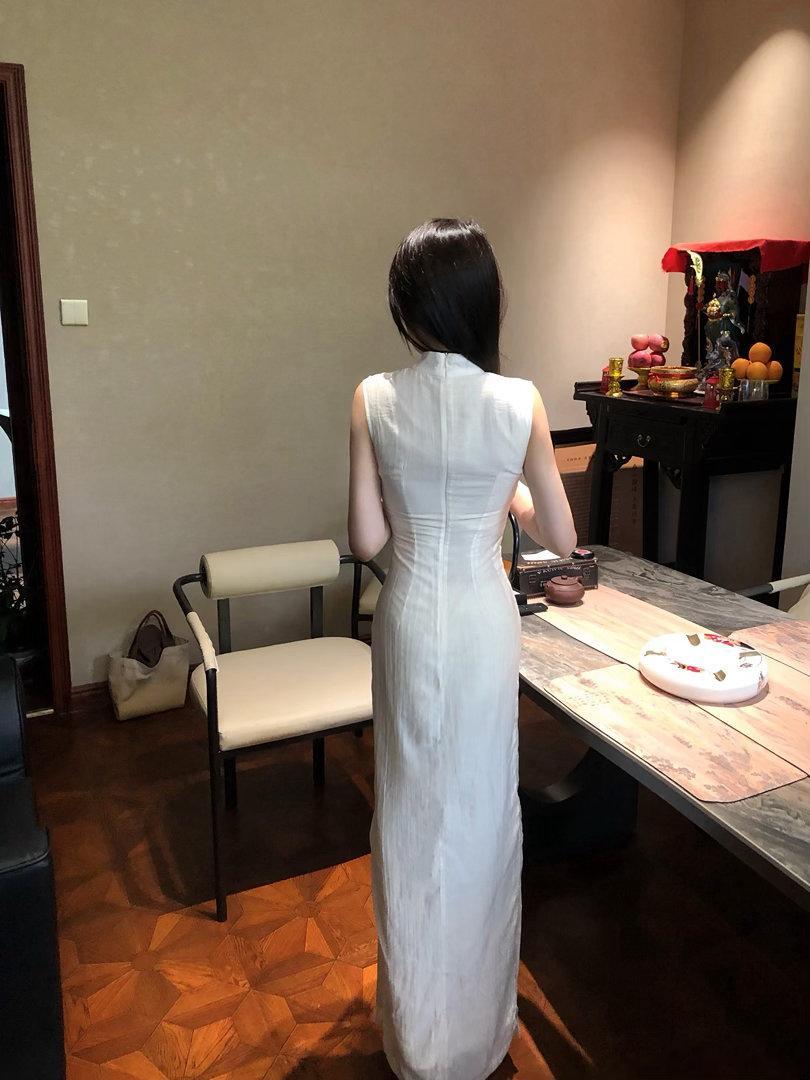 就喜欢贱贱的欠欠的傻舔狗，特别有意思