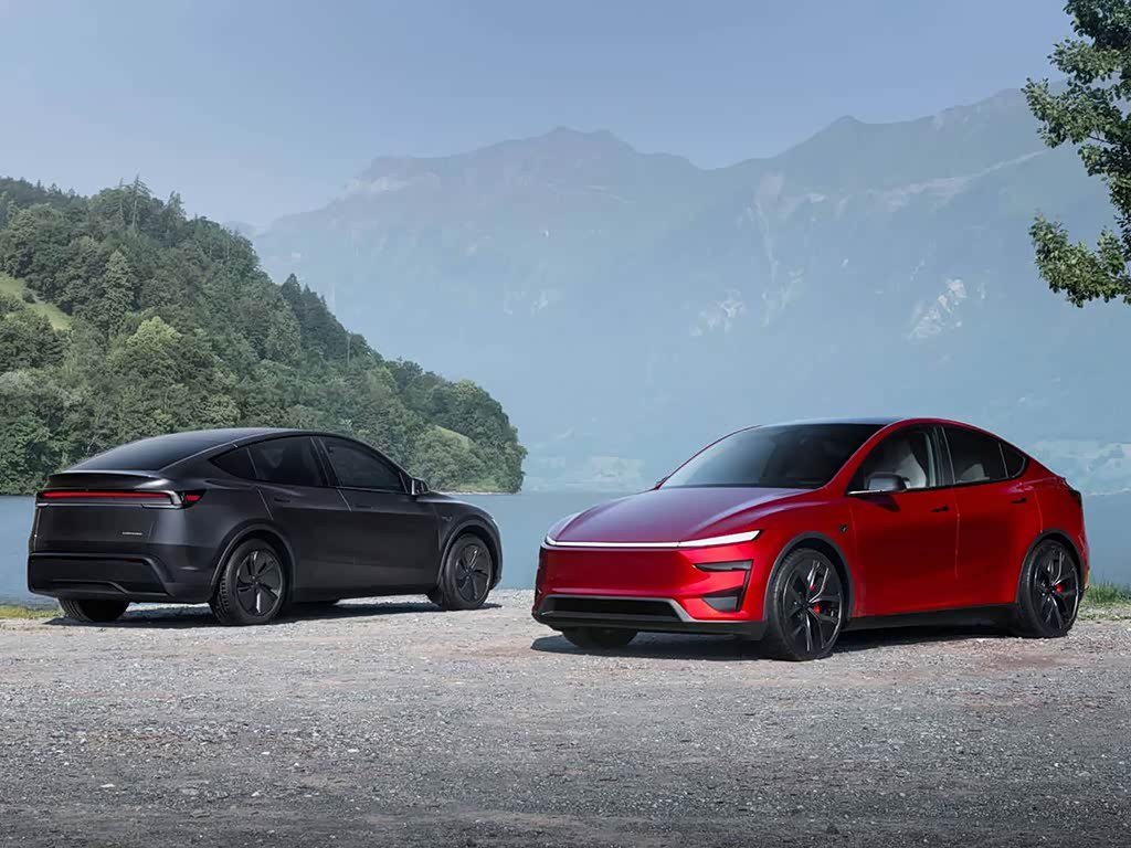 新款特斯拉ModelYPerformance在欧洲发布这款轮圈好帅​