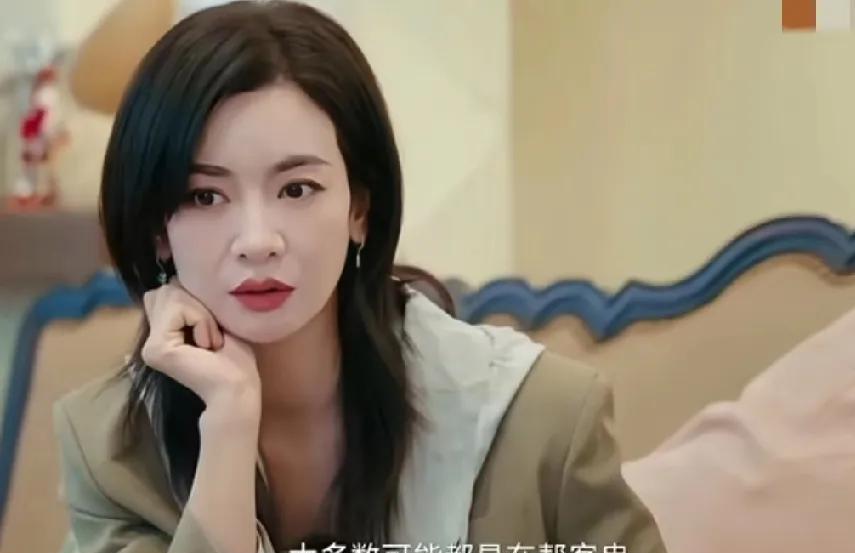 李晟：“在我没上浪姐之前有好几年都没有戏拍，要不就是到处客串跑龙套，我还演过我老