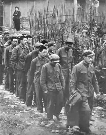 1979年5月，交换俘虏工作完成，150师448团8连的200多名俘虏回国。广州
