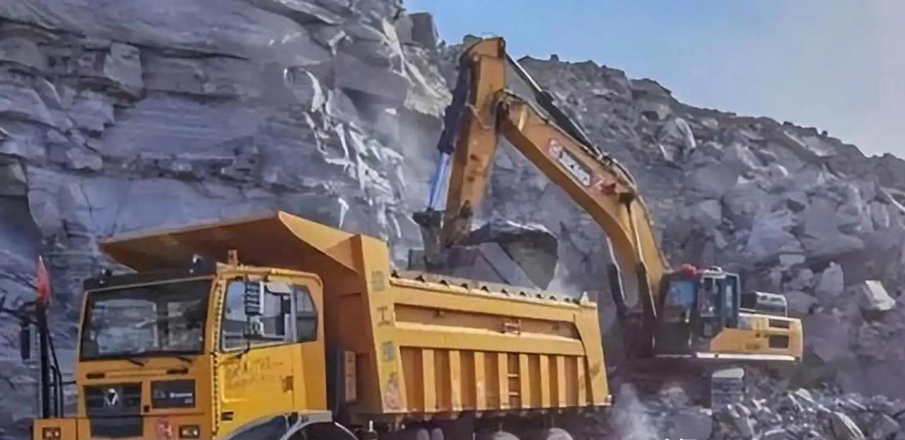 26年前，当中国有色矿业集团决定接手赞比亚谦比希铜矿时，西方媒体几乎一边倒地嘲讽