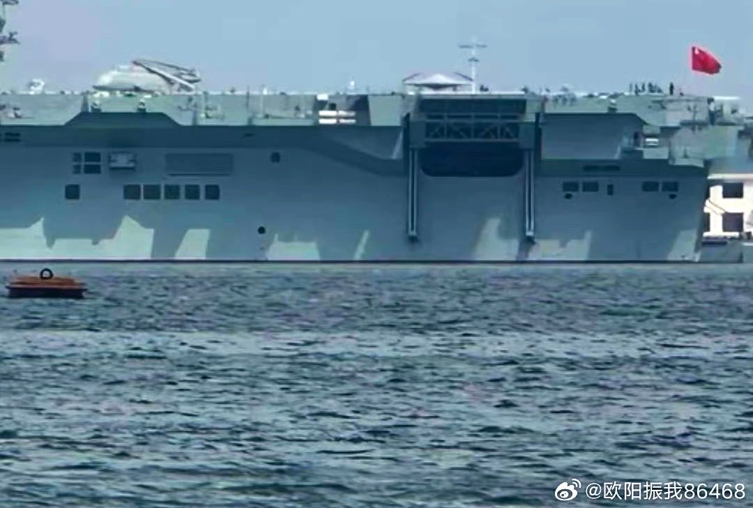 076上的GJ-21模型希望早日完成试航服役，开建下一艘图源见水印烽火问鼎计