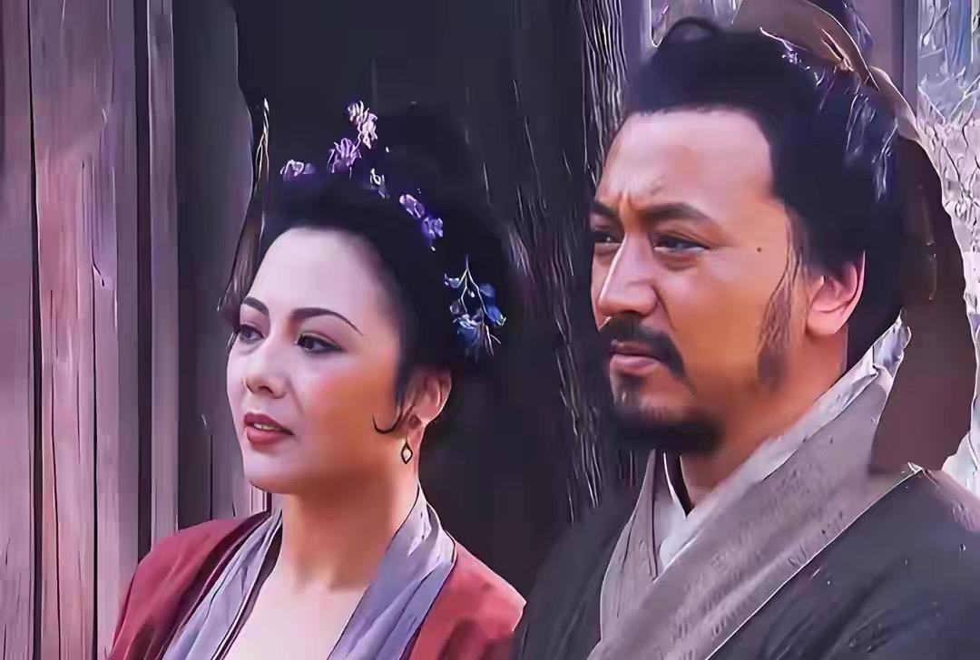 《水浒传》有哪些细节是成年后才能看懂的？张青说了一句，城里住不下去，我一直纳