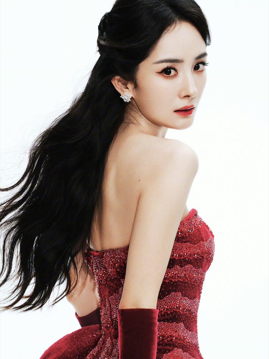 杨幂超A女王气场杨幂红色抹胸女王级别好飒好美的幂幂！​​​