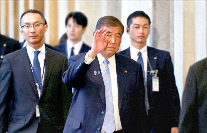 石破茂决定打破惯例，30年来第一次，中国等不到，日本迟来的道歉就在昨天，石破茂
