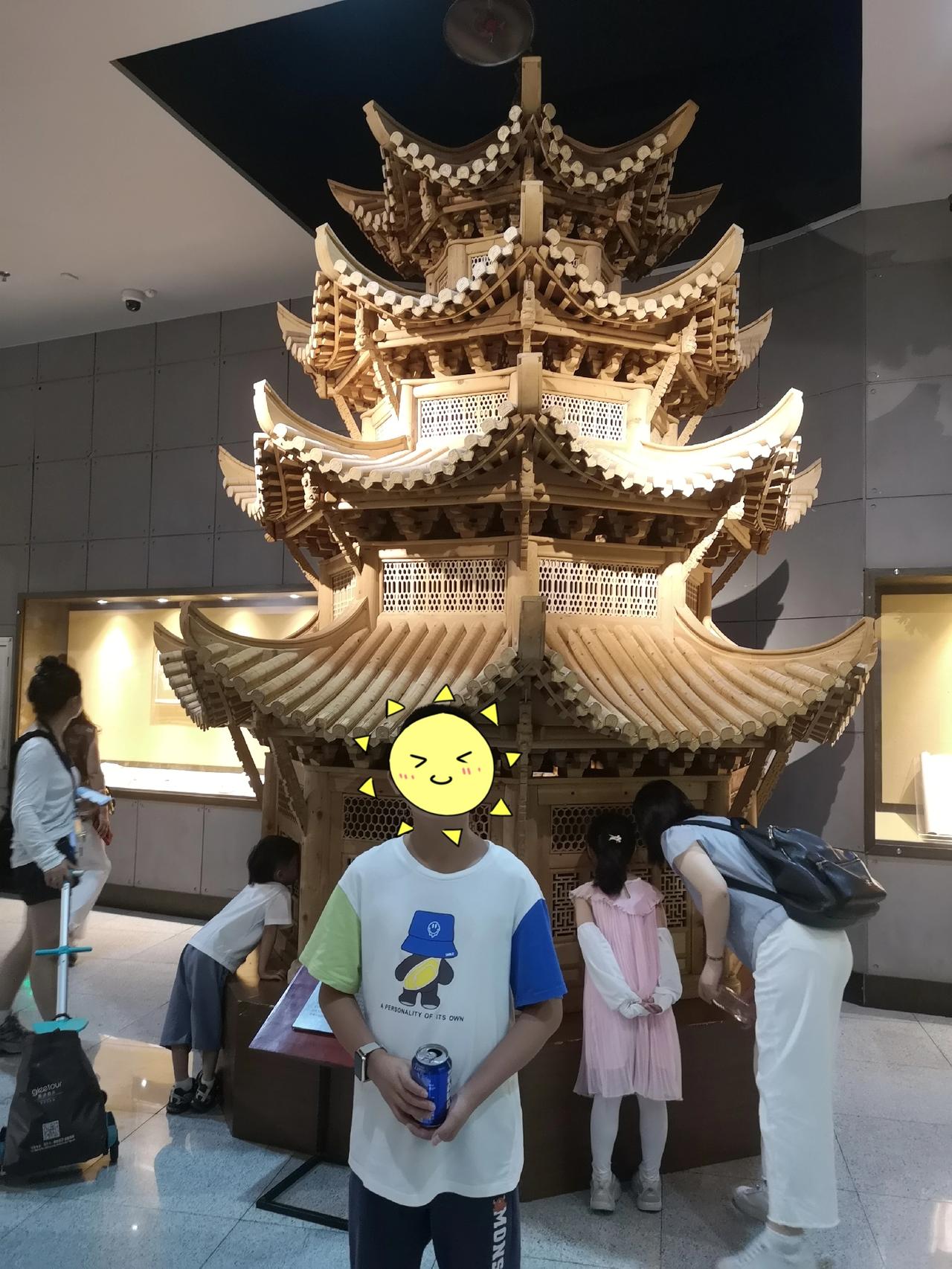 月考后大家都开家长会了吗？昨晚初一的小子回来跟我说，老师告诉他们，这次月考