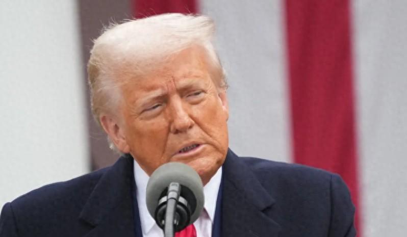 中国不接盘，美国债务的雷大概率是会爆的！08年中国的体量够接盘，接了，现在中国体