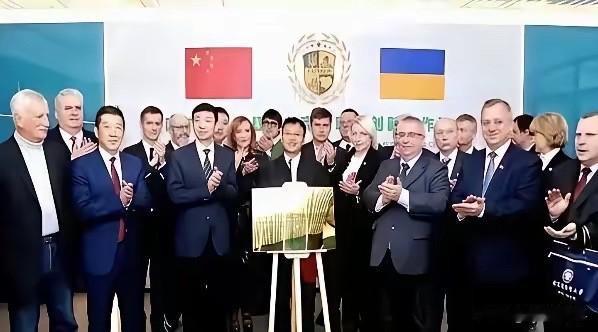 滴水之恩涌泉相报，这正是中国能走到今天的原因！九十年代中国军工最难的时候，是