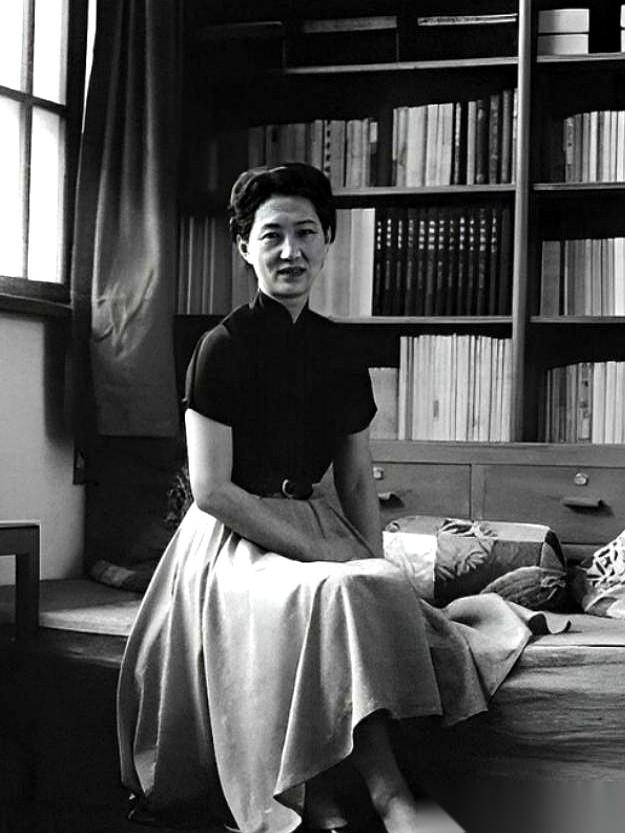 很多人都以为,保住张学良命的是宋美龄。错了。张学良自己到101岁才说出实话,