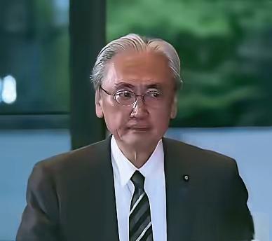 日本很难受​日本最近想跟中国缓和关系，说了不少好话。连驻巴西的大使都公开喊话，