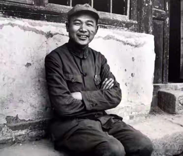 1938年那个冷得能冻裂石头的冬天，山西东治头村突然发生了一件让人心里发沉的事—