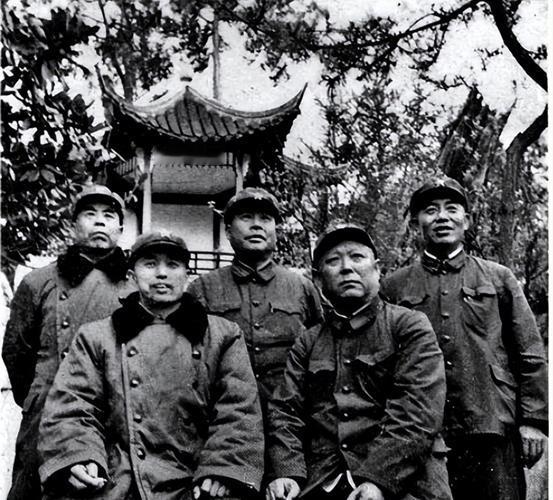 他病休太久，不具备晋升大校条件？司令，政委难以开口，离开部队“1959年3月的