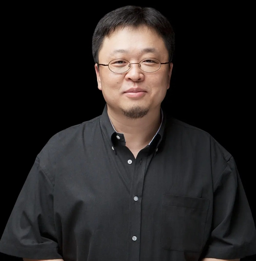 罗永浩说国内手机巨头邀其加入，谈了不止一年，他希望能有一家企业可以把全世界最好的