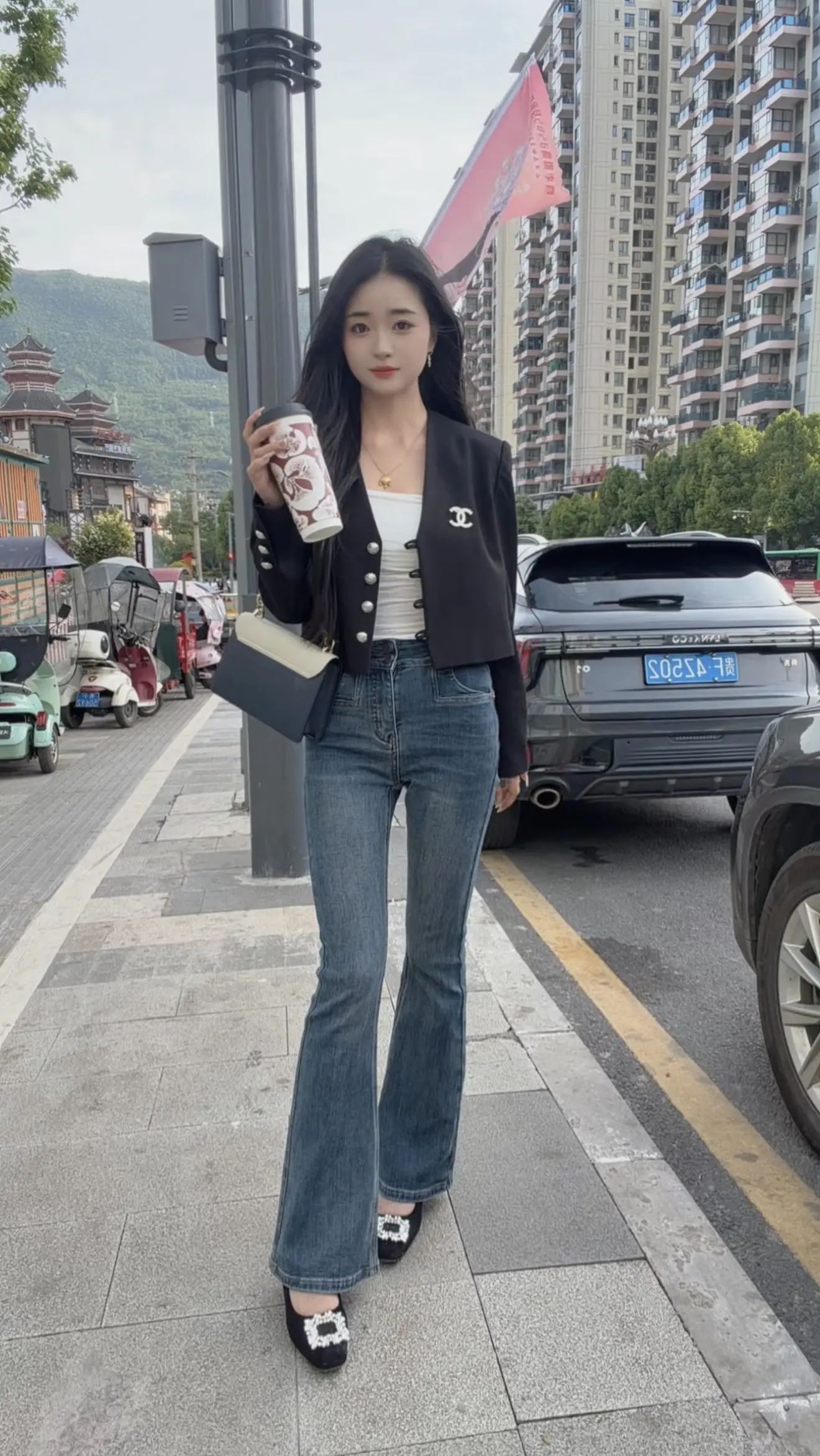 奶茶一杯快乐加倍