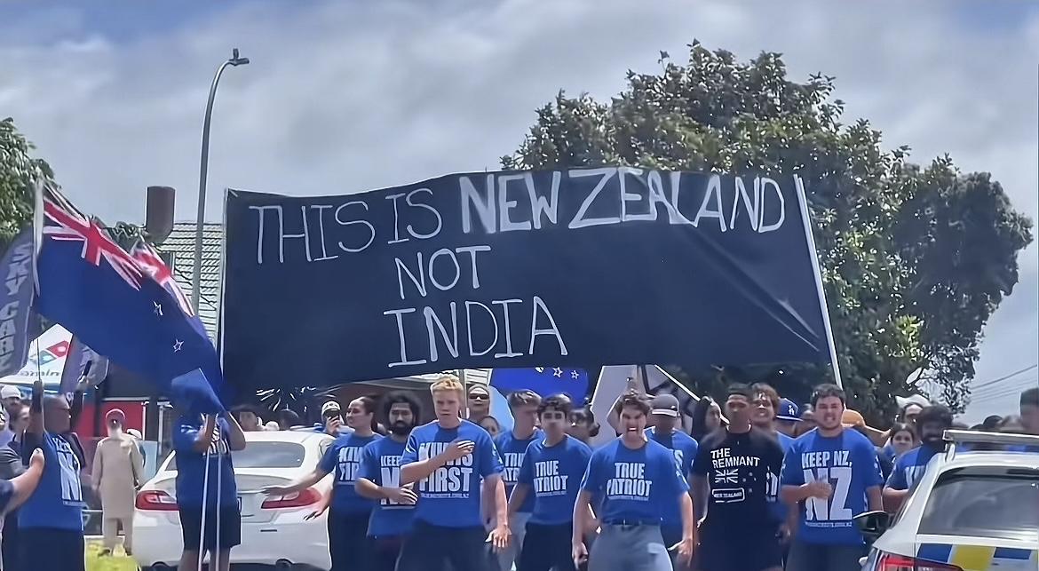新西兰本地人也开始反感印度人了…看到一个视频，新西兰本地人和印度移民各自的方