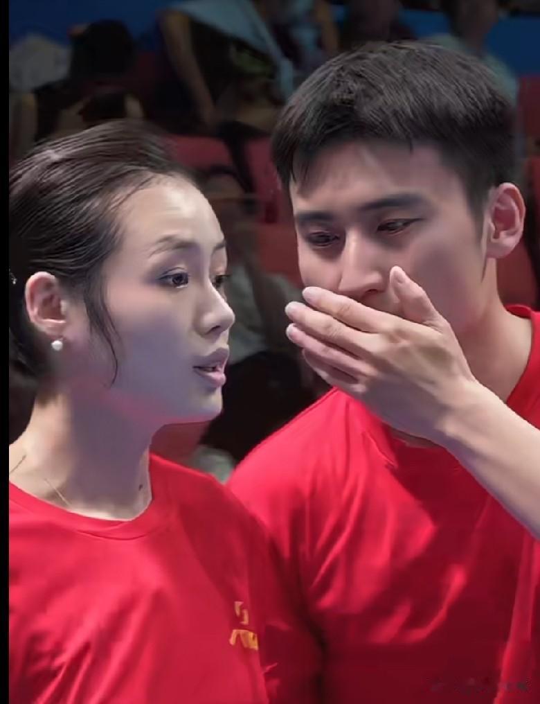 “全锦赛”颜值担当，混双夫妻档：牛冠凯、段冬妍。夫妇俩不但长的好看，而且打起