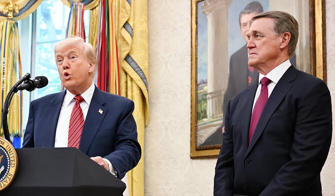 ·特朗普突召驻华大使返白宫，平息内部大分歧，敲定中美外交大局最近国际上有个很