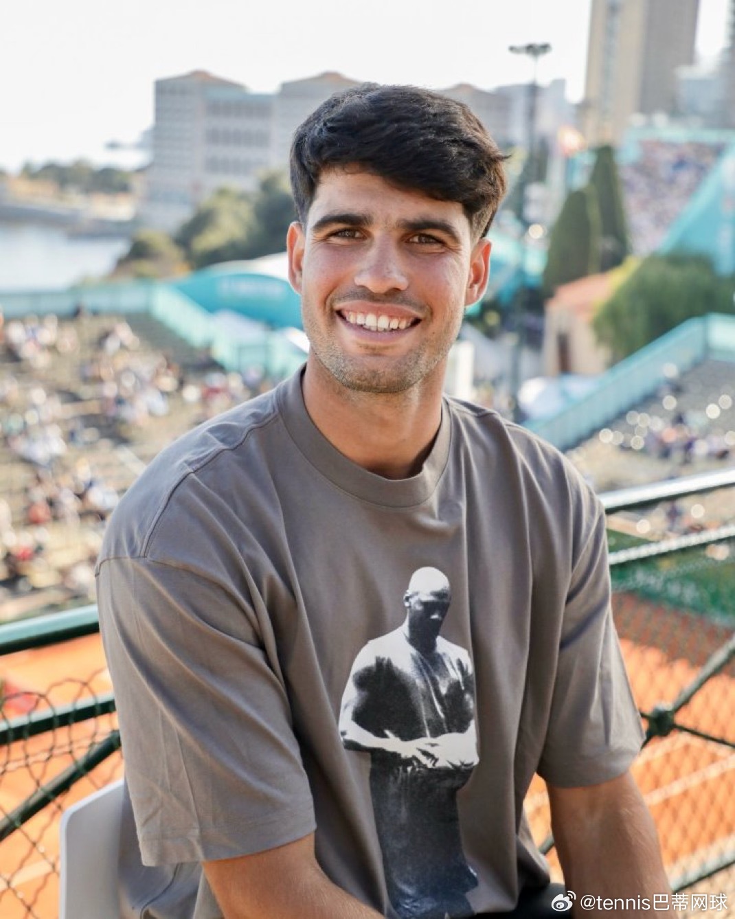 红土大师赛球员胜率排行榜可以看到纳达尔以88%高居榜首，阿尔卡拉斯27胜4负排名