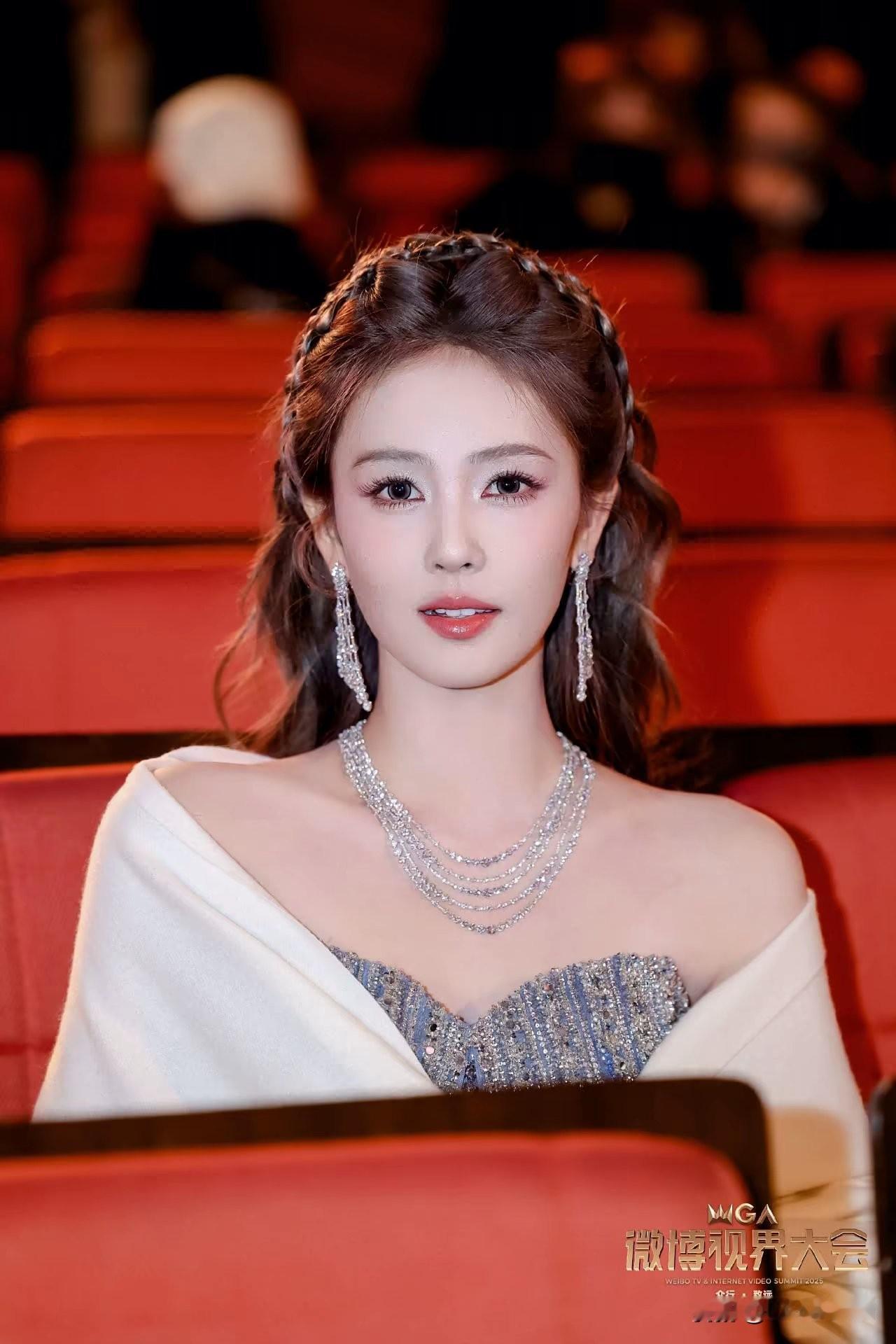 白鹿——白梦研—哈哈白鹿白鹿纯白礼服白鹿来咯