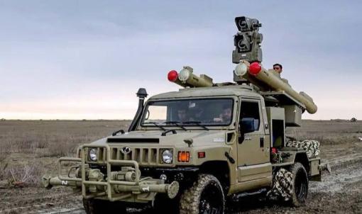 难怪能击落A10攻击机，伊朗导弹外形变化太大，美军怀疑背后有大国指点！202