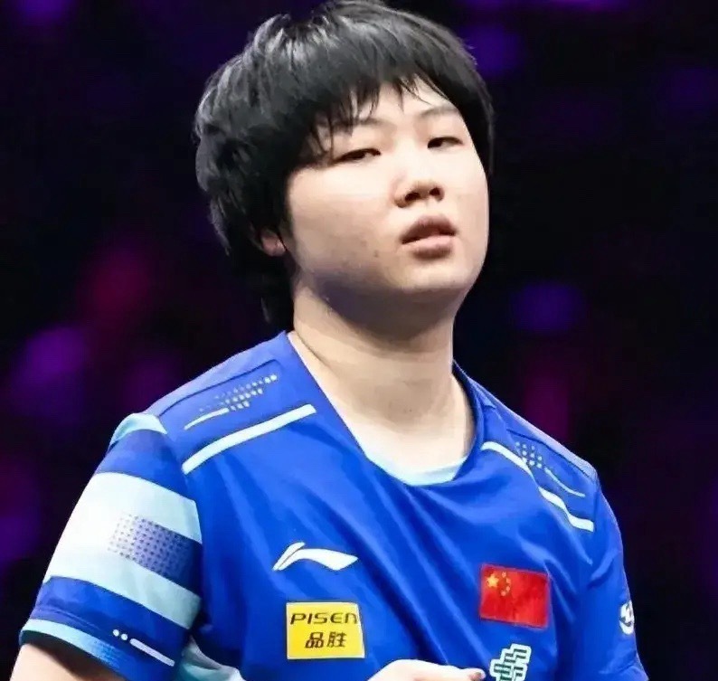 事实证明，团体一单并非人人能胜任。不少人眼红孙颖莎粉丝众多，却少有人能像她一样主