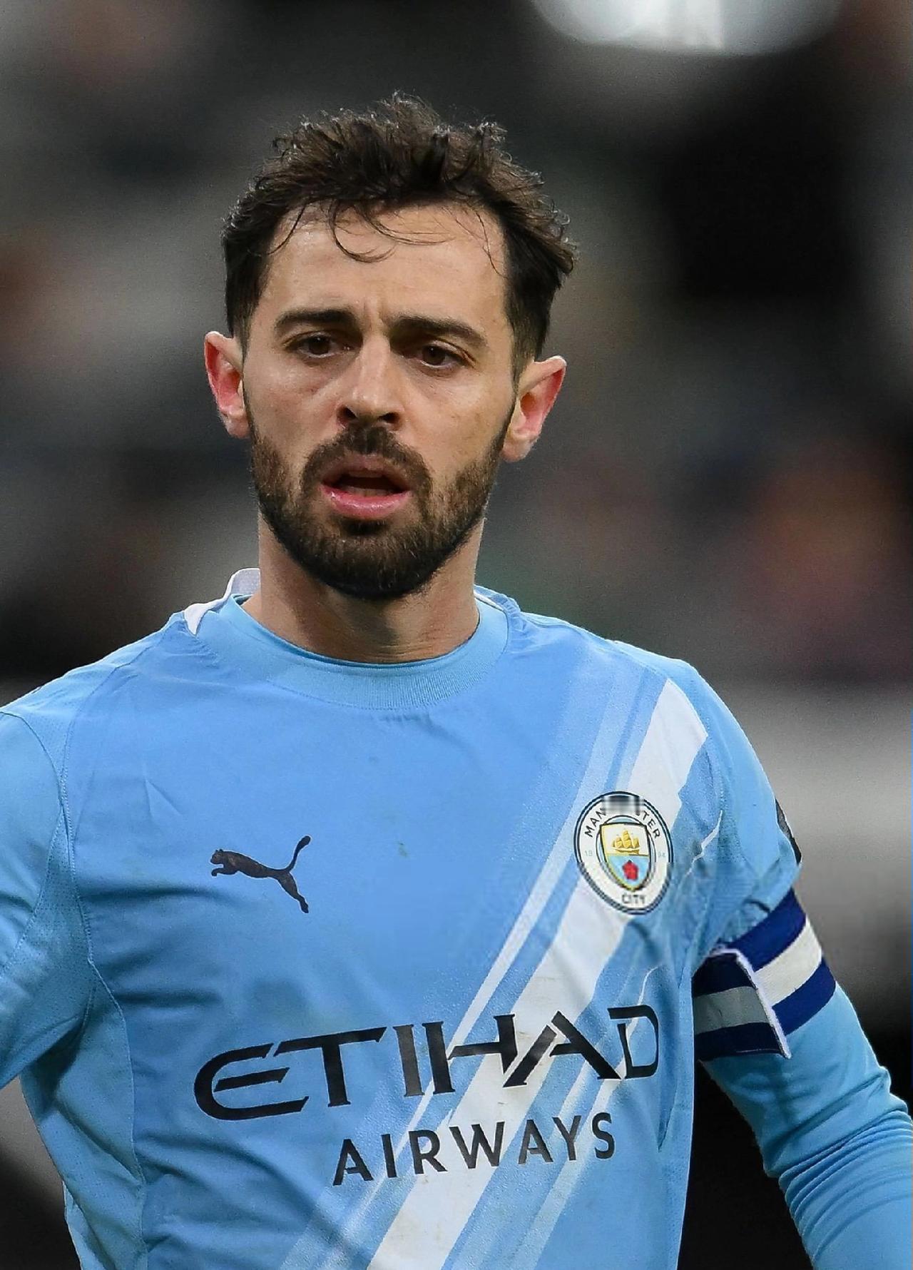 欧洲转会新闻！★要饭的又来了！每年夏天保留节目：巴萨希望在今年夏天免签曼城中