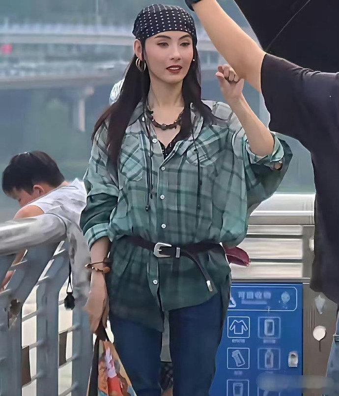不得不说，谢霆锋看到这一幕，心里多少也得后悔一点吧